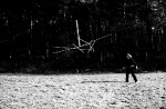 Geworfene Plastik I, Reichswald, 27.03.2002, Fotoserie, 7 Fotos, C-Print